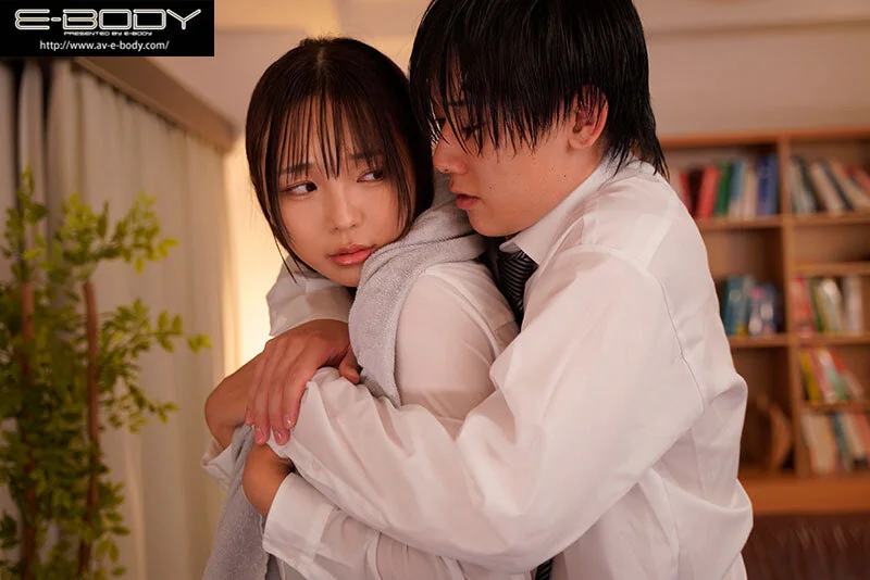 可愛く優しくそしておっぱいが大きい同僚!大雨で濡れた美巨乳と無防備なパジャマ姿に興奮して朝まで何度も不倫中出し!【莉々はるか】
