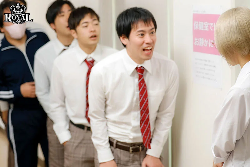 スケベな悩みを何でも聞いてくれる美人巨乳ギャルの保健の先生！シゴいて舐めてハメてくれるナマ膣診察で行列が絶えない！【百永さりな】
