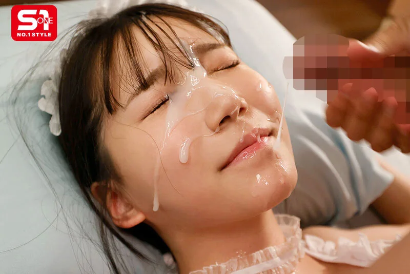 ご主人様の精子を浴びることが一番幸せな超可愛い専属メイド！顔面でザーメンを受け止めて絶頂する顔面ぶっかけSEX！【三田真鈴】