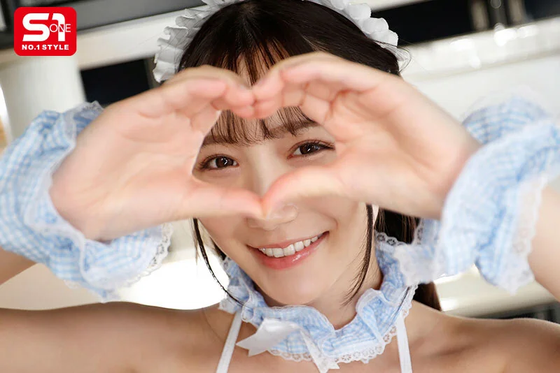 ご主人様の精子を浴びることが一番幸せな超可愛い専属メイド！顔面でザーメンを受け止めて絶頂する顔面ぶっかけSEX！【三田真鈴】